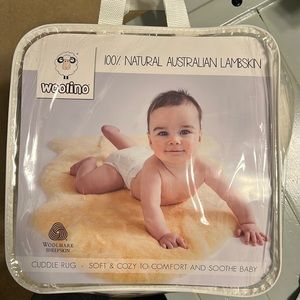 NEW Infant lambskin tummy time rug